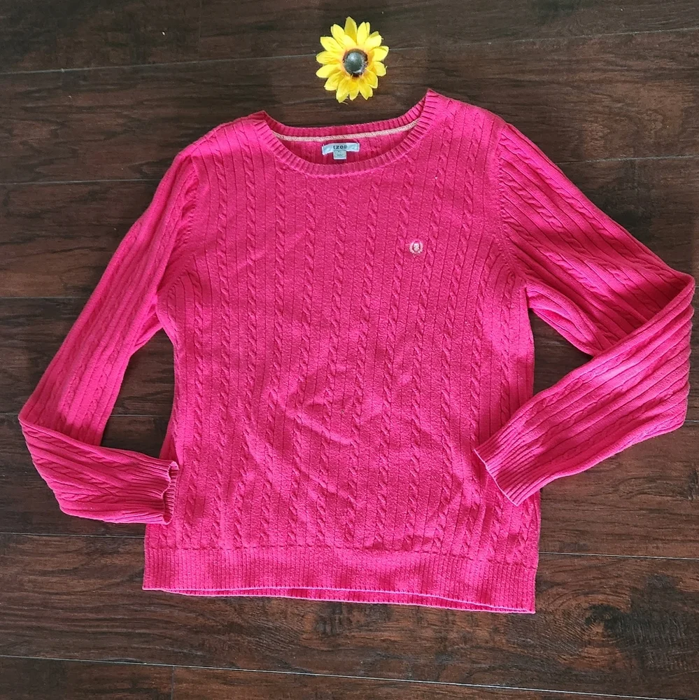 IZOD PINK LOGO SWEATER ✨️💕